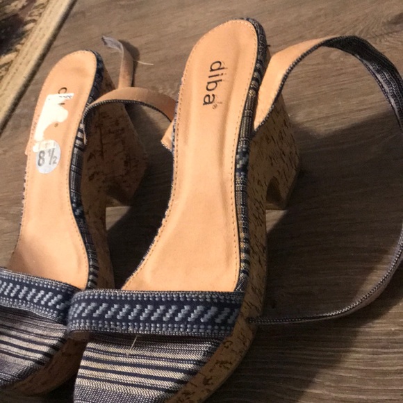 Heels - Picture 2 of 2